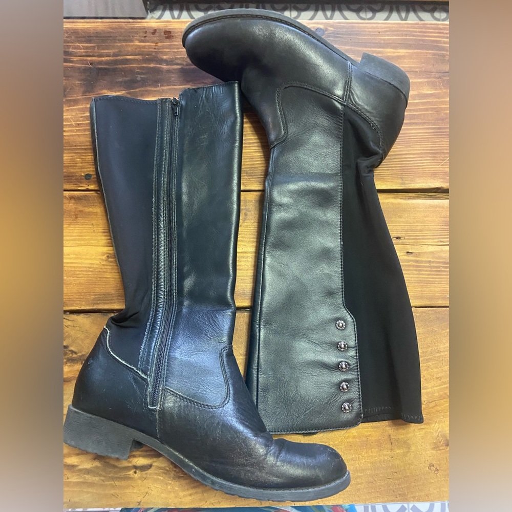 Prophet west Pull on Black leather knee high Boots 9 M